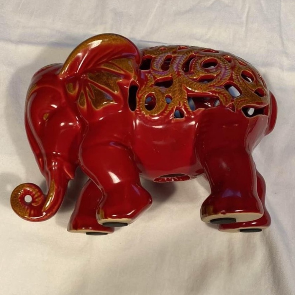Pierced Ceramic Elephant - Picture 5 of 5
